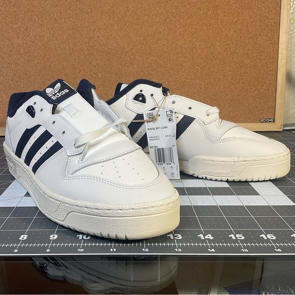 Adidas
‘Rivalry’
Brand new - Picture 7 of 14